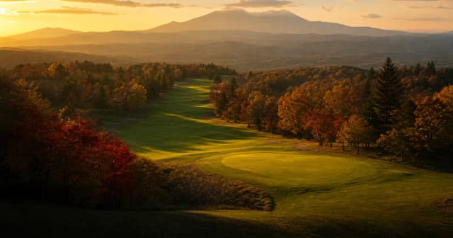 北海道の秋ゴルフおすすめランキング2026!紅葉×絶景コース10選【9〜10月の旅行プラン付き】 アイキャッチ
